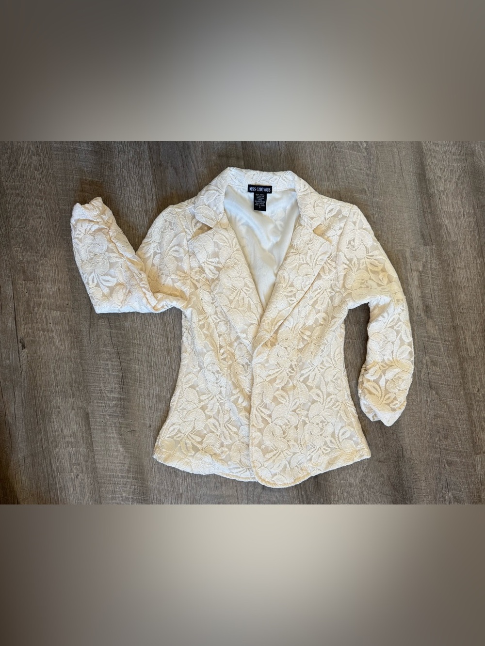 Miss Chievous Cream Floral Lace Blazer Jacket with cinched Sleeves, Size S